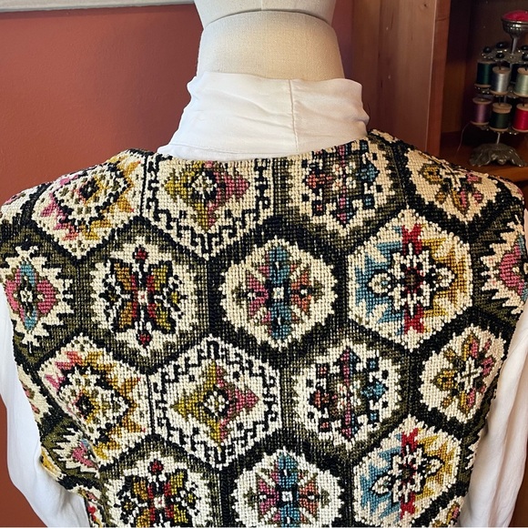 Moroccan Ikat Embroidered Open Vest - Picture 8 of 11